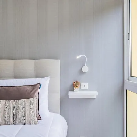 Sea Garden By Homie Caniço