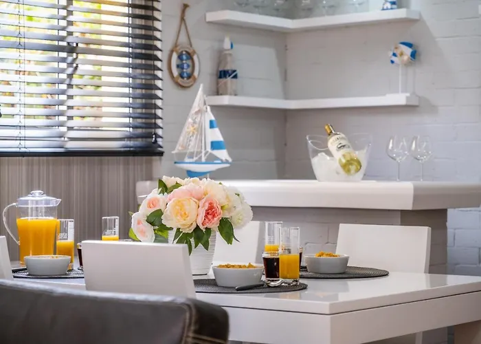 Sea Garden By Homie Caniço